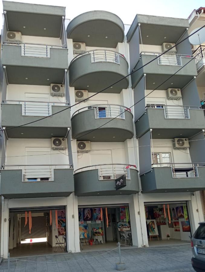 Aparthotel Artistic Rent & Nea Kallikrateia