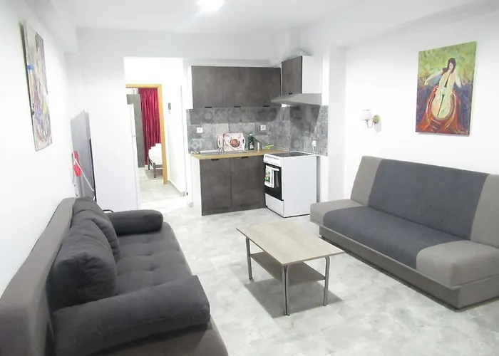 Artistic Rent Rooms & Apartments